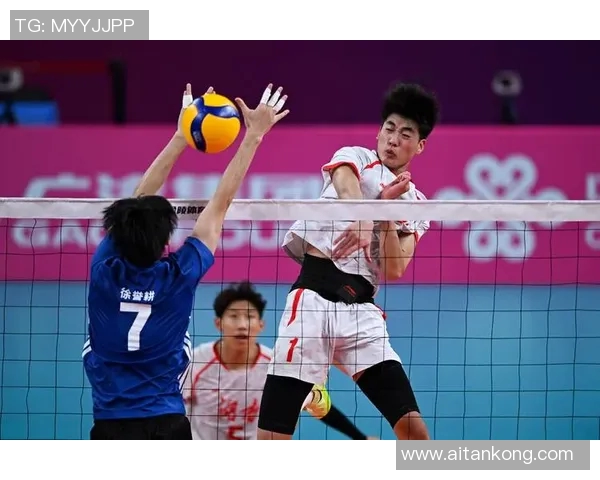 广东男排与辽宁男排激战正酣谁能在这场较量中笑到最后